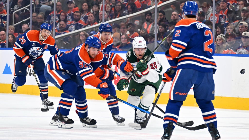 Evan Bouchard's OT goal lifts Oilers over Wild, 4-3 β WCCO Sports β Gopher, Toronto Sports news
