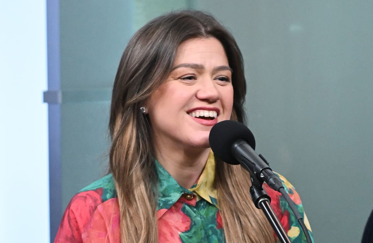 Kelly Clarkson’s expensive purchases: A multi-million dollar real-estate portfolio that spans the country — MarketWatch