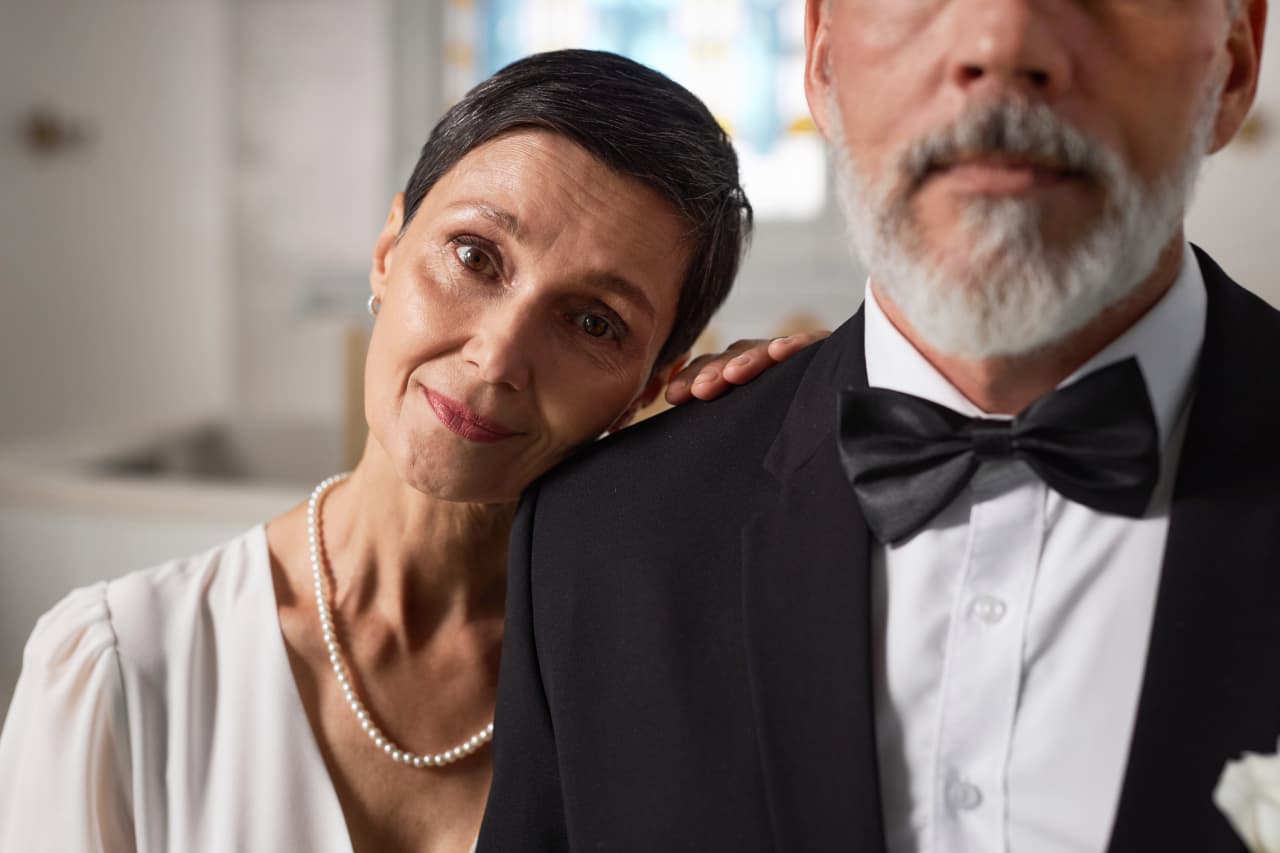 ‘He grew up wealthy’: My husband inherited $3 million. He wants a vacation home. I want to save for retirement. — MarketWatch, Toronto Business news