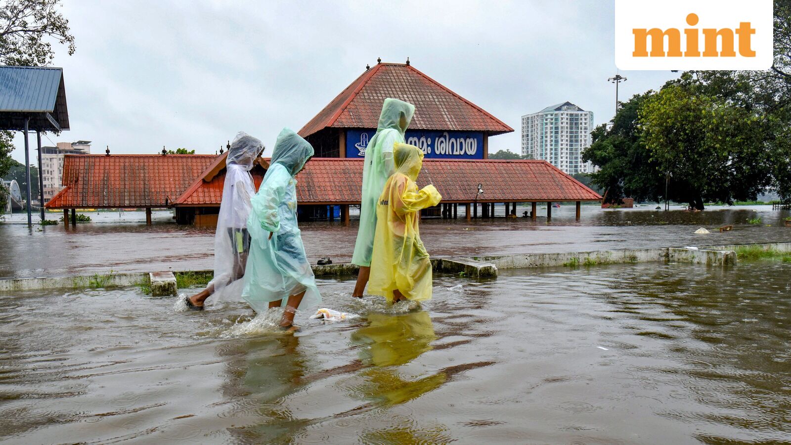 IMD alert for today: Cyclone brewing in Bay of Bengal; heavy rain forecasted for Tamil Nadu, Karnataka — Mint India, Toronto Technology news